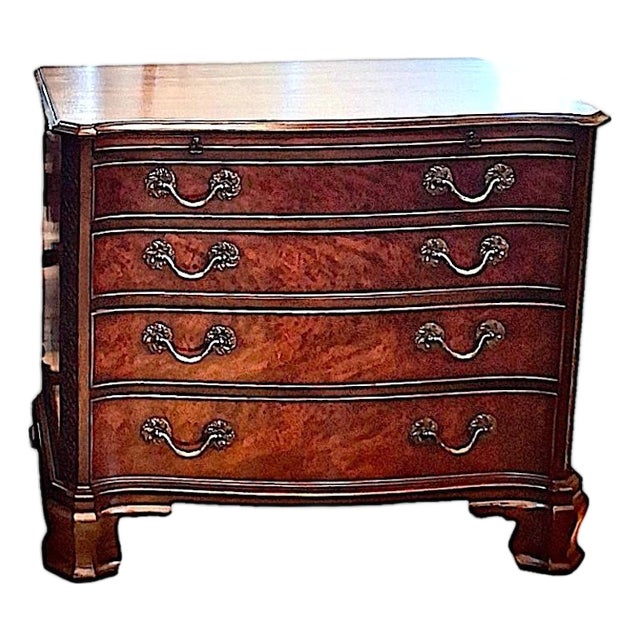 Antique George III-style Mahogay Chest of Drawers For Sale