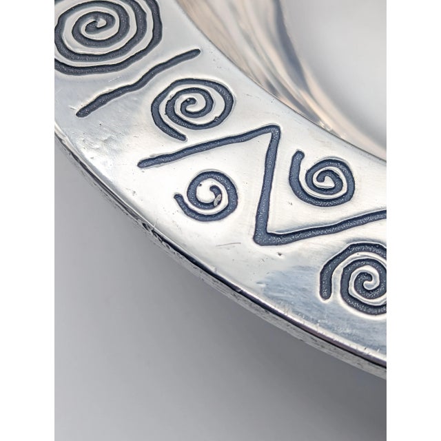 1990s 1990s Wilton Armetale Holloware Reggae Abstract Geometric Large Pewter Bowl For Sale - Image 5 of 9