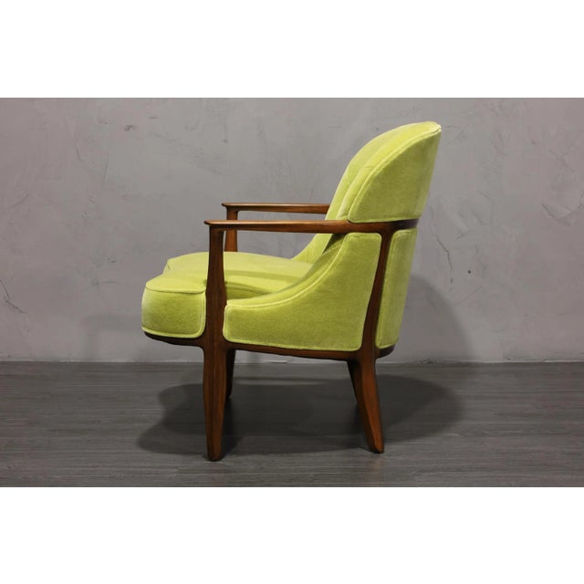 Mid-Century Modern Mid 20th Century Janus Chair in Mohair Attributed to Edward Wormley for Dunbar For Sale - Image 3 of 10