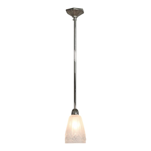 1930s Hettier & Vincent & Hanots French Art Deco Pendant Light - 5 Available For Sale