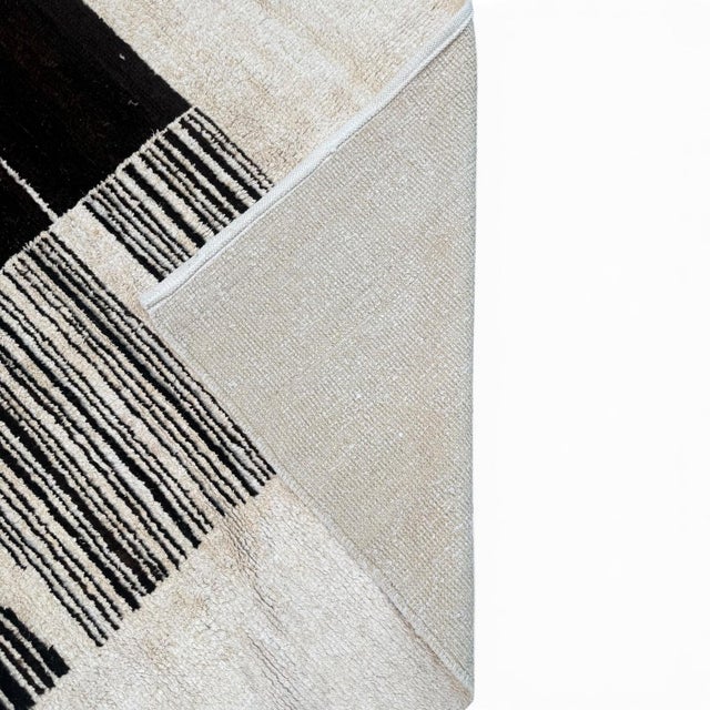 2010s Contemporary Hemp Rug | Reclaimed Fibers Rug With Abstract Design | 9x12 For Sale - Image 5 of 5