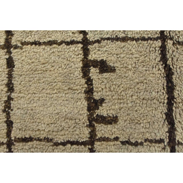 Moroccan Rug 6’1” X 9′ Gray Brown Wool Contemporary Hand-Knotted Carpet For Sale - Image 9 of 14