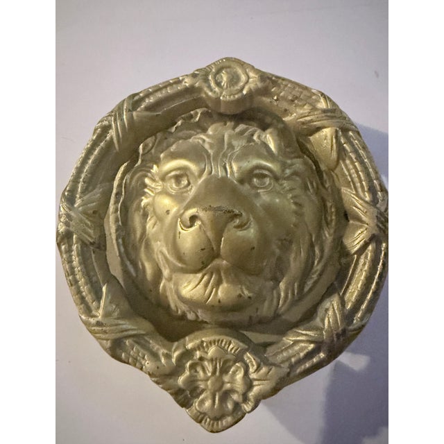 Hollywood Regency Large 8" Vintage Hollywood Regency Solid Cast Brass Lion Door Knocker – 5 + Pounds For Sale - Image 4 of 12