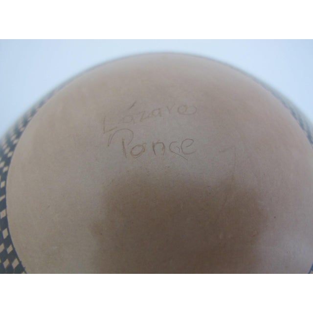Brown Mata Ortiz Lazaro Ponce Mexico Geometric Checkerboard Pottery Olla Pot Vase For Sale - Image 8 of 8