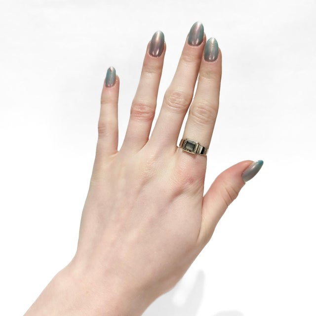 Antique Georgian 14k Gold Mourning Ring With Braided Hair, Size 8 For Sale - Image 12 of 13