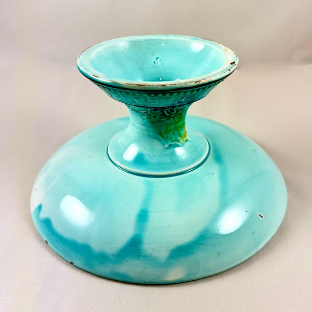 German Majolica Fern Leaf Greek Key Footed Comport Server For Sale - Image 10 of 12