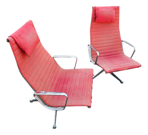 Aluminum 124 Swivel Armchair by Charles & Ray Eames Herman Miller, Set of 2