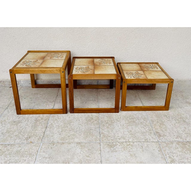 Vintage Nesting Tables in Teak and Earthenware, 1960s, Set of 3 For Sale - Image 10 of 16
