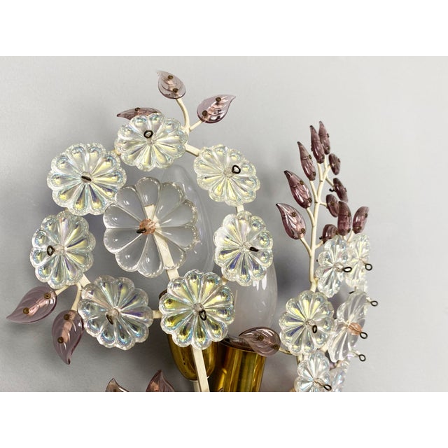 Wall Lamp with Crystal Flowers by Oswald Haerdtl for J.L. Lobmeyr, Vienna, Austria, 1950s For Sale - Image 6 of 7