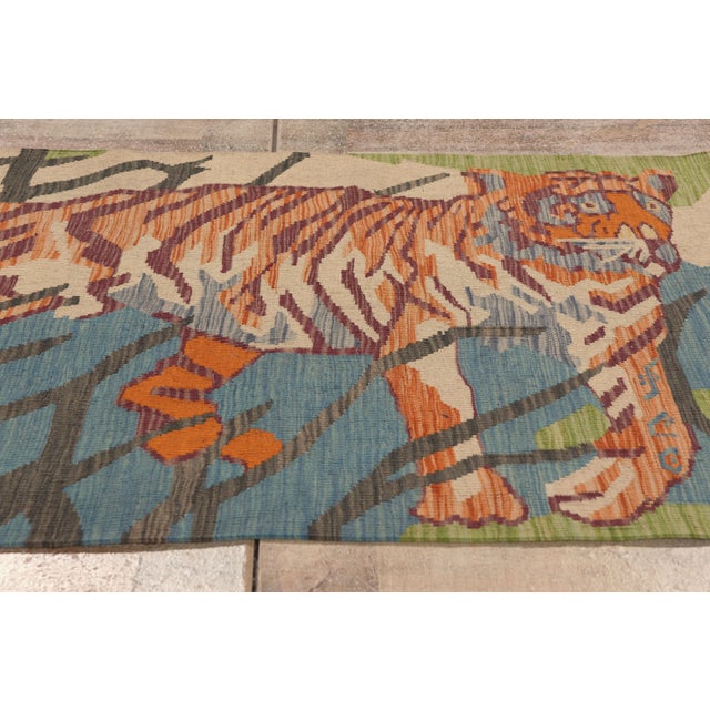 Vintage Pakistani Pictorial Kilim Rug, 03'04 X 04'11 For Sale - Image 11 of 12