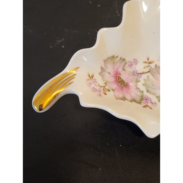 1940s Mitterteich Bavaria Germany Leaf Shaped Dish For Sale In San Francisco - Image 6 of 13