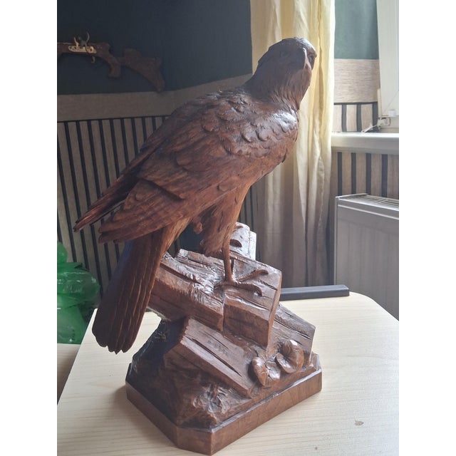 Brienz Swiss Woodcarvers, Eagle Sculpture, 1920s, Glass and Wood For Sale - Image 11 of 18
