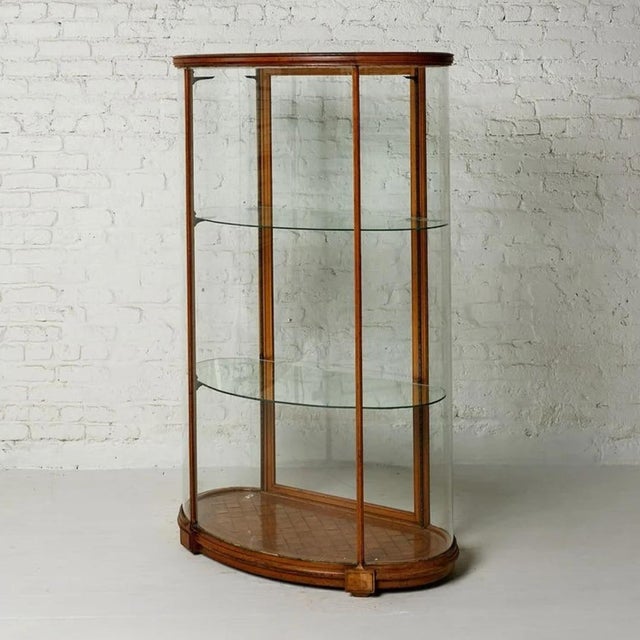 Traditional 19th Century Belgian Oak and Glass Display Cabinet For Sale - Image 3 of 3