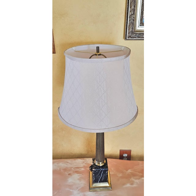 Mid-Century Modern Marble and Brass Corinthian Column Table Lamp With Shade For Sale - Image 9 of 12