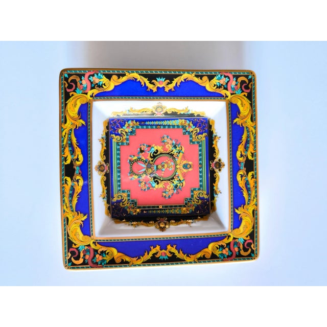 Modern 1990s Rosenthal Versace Le Rei Soleil Porcelain Plate For Sale - Image 3 of 10