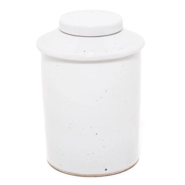 Chinese White Glazed Tea Leaf Jar For Sale - Image 4 of 6