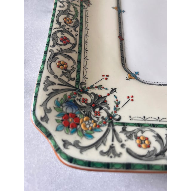 Royal Worcester 'Chantilly' Pattern Serving Platter For Sale In Austin - Image 6 of 11