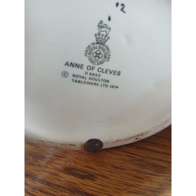 1970s Royal Dolton . Anne of Cleves Tableware. For Sale - Image 12 of 12