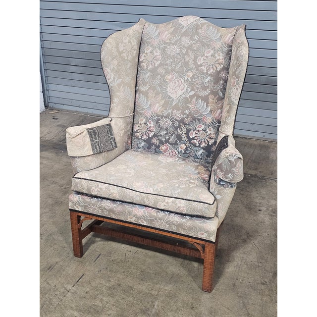 Late 20th Century Late 20th Century Tiger Maple Williamsburg Style Hepplewhite Wingback Chair For Sale - Image 5 of 10