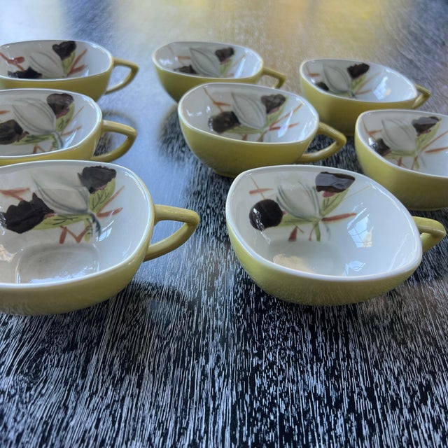 Chartreuse 1950s Red Wing Pottery Lotus Bronze - Set of 34 For Sale - Image 8 of 12