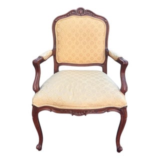 Ethan Allen French Louis XV Style Carved Cherry Armchair in Cream Damask For Sale
