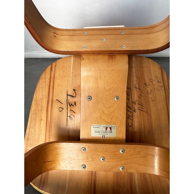 LCW Chair by Charles & Ray Eames for Herman Miller, 1940s For Sale - Image 10 of 18
