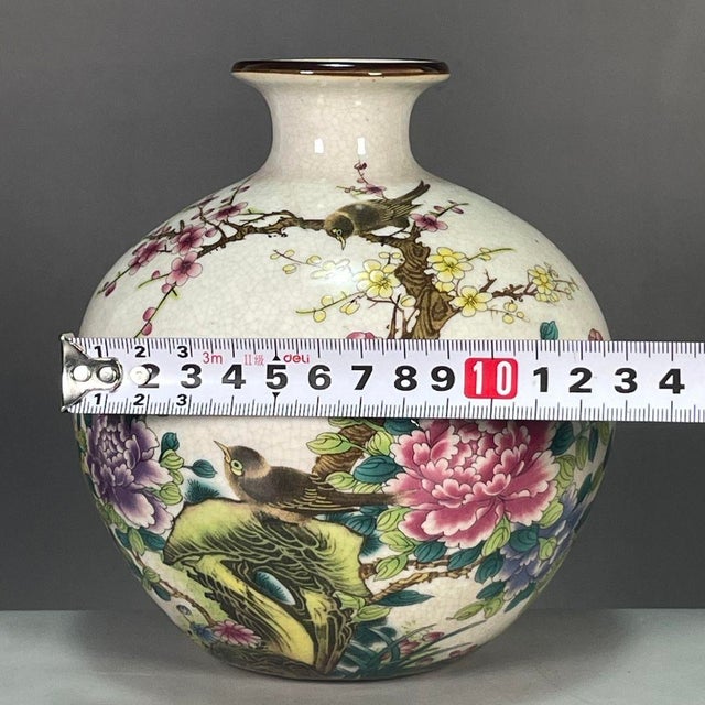 Chinese Chinese Ge-Type Crackle Glaze Famille Rose Vase With Bird & Flower Motif For Sale - Image 3 of 8