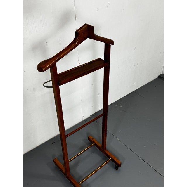 Brown Mid-Century Modern Italian Beech Dressboy Valet Stand, 1960s For Sale - Image 8 of 12