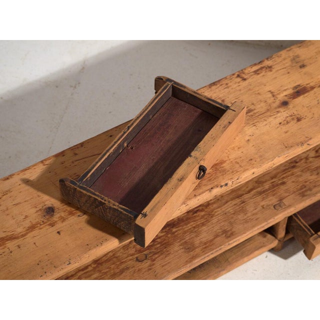 Low Antique Qing Dynasty Gansu Bench or Sideboard in Pine For Sale - Image 5 of 12