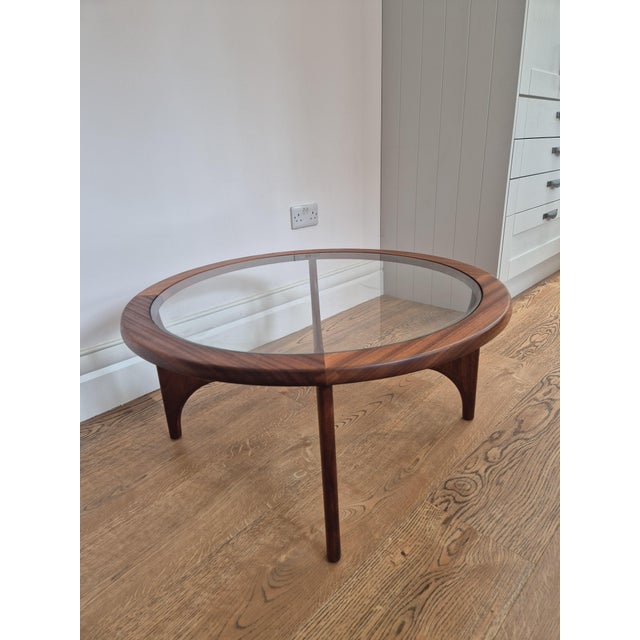 1960s Mid-Century Teak and Glass Coffee Table from Stonehill Stateroom, 1960s, Set of 2 For Sale - Image 5 of 11