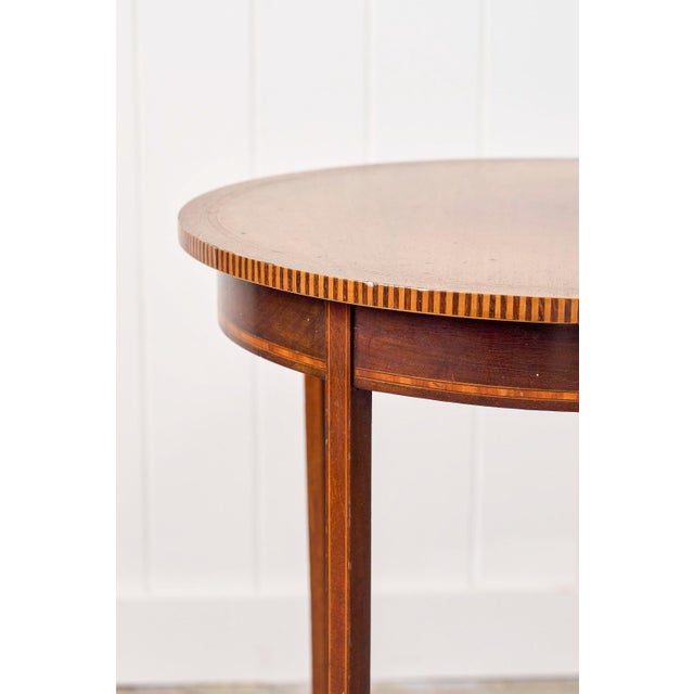 Wood Early 20th Century Edwardian Checkered Edge Inlay Lamp Table For Sale - Image 7 of 10