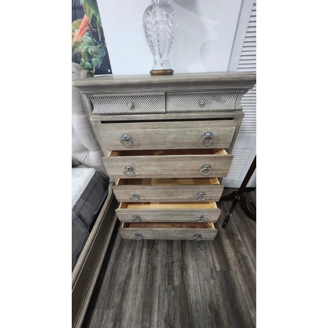 Wood A R T Furniture Bedroom Summer Creek Light Keeper's Drawer Chest For Sale - Image 7 of 8