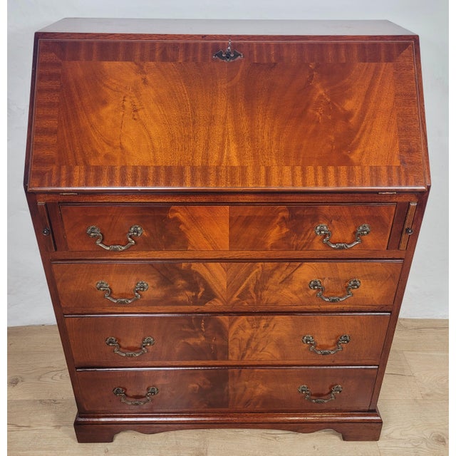 Vintage Desk in Mahogany, 1960 For Sale - Image 17 of 18