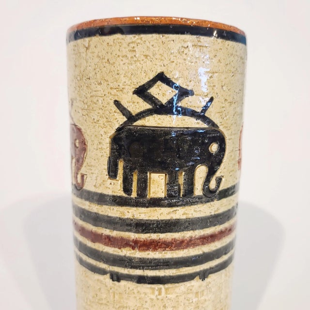 1960s Mid Century Aldo Londi Bitossi Elephant Vase For Sale - Image 5 of 6
