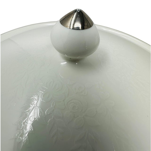 1970s Vintage Wedgwood "Silver Ermine" Soup Tureens - A Pair For Sale - Image 13 of 18