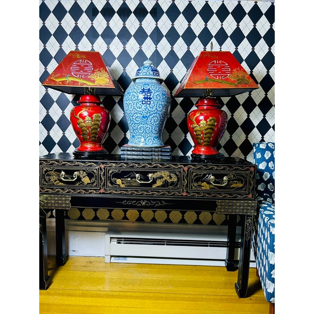 Wood 1980s Chinoiserie Red Lacquer Table Lamps Pair Large Chinese With Pagoda Shades For Sale - Image 7 of 10