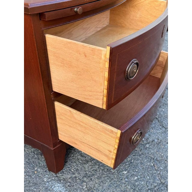 Mount Airy Furniture Company Vintage Georgian Style Mahogany Inlaid Serpentine Front Chest of Drawers , For Sale - Image 4 of 18