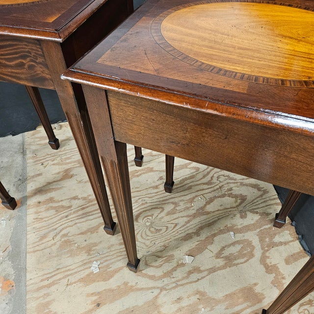 English Late 20th Century Pair of Regency Style Mahogany Inlaid & Banded Side Tables For Sale - Image 3 of 12