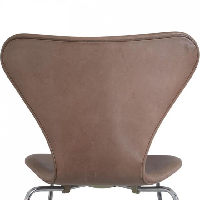 Seven Chairs in Patinated Brown Leather by Arne Jacobsen, 1990s, Set of 6 For Sale - Image 18 of 18