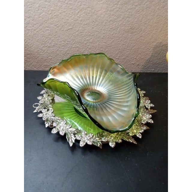 STUNNING VTG Fenton green carnival glass "Stippled Rays" pattern Bowl This vintage Fenton green carnival glass bowl in the...