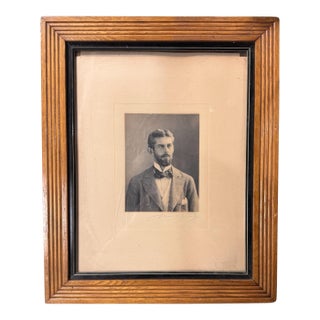 Antique Oak Framed Cabinet Card Portrait Photo Print of a Gentleman For Sale