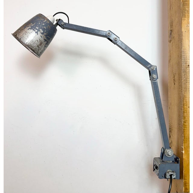 Industrial Grey Adjustable Wall Lamp from Memlite, 1960s For Sale - Image 6 of 18