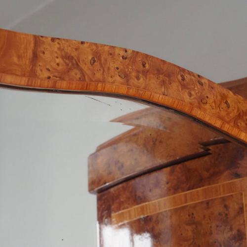 French Wardrobe in Burl Wood with Inlays and Large Mirror, 1880-1900 For Sale - Image 16 of 18