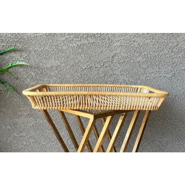 Boho Chic Albini-Inspired Mid 20th-Century Rattan Tray With Rounded Corners & Cut-Out Handles For Sale - Image 3 of 18