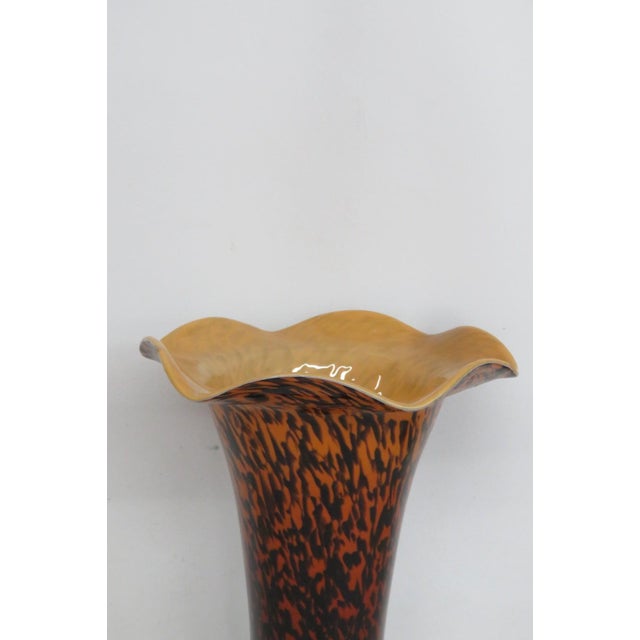 Mid 20th Century Art Glass Vase Italian Style Tortoiseshell Leopard Print With Ruffled Edge 4881b For Sale - Image 5 of 12