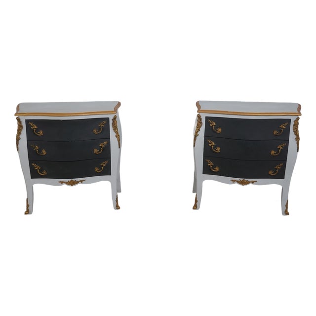 Pair of French Louis XV Style Painted Commode Chests For Sale
