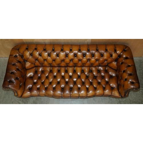 Vintage Hand-Dyed Brown Leather Serpentine Chesterfield Sofa For Sale - Image 4 of 18