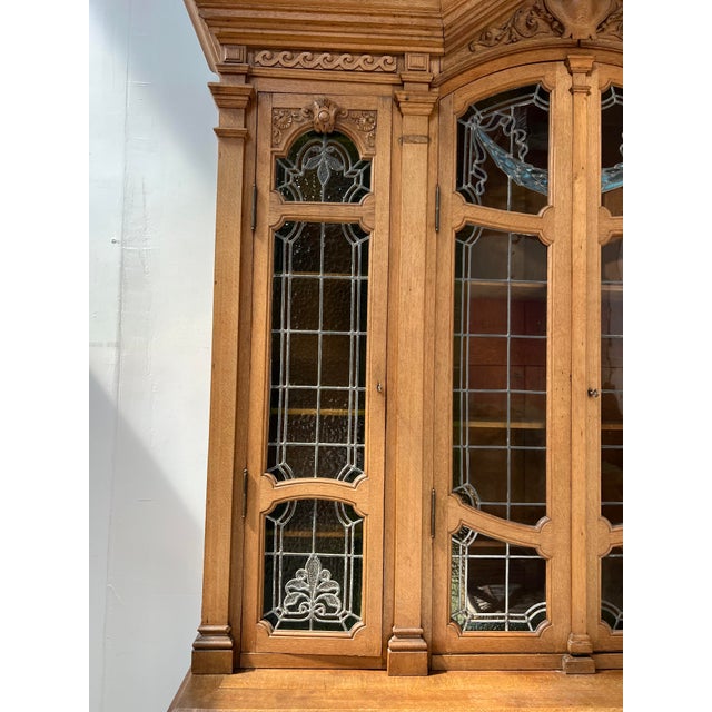 Wood 20th Century Art Deco Two-Part Bookcase in Oak For Sale - Image 7 of 14