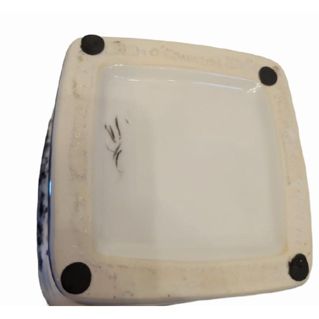 A beautiful heavy Chinoiserie vase with a pretty scenic garden design. the vase is very heavy and so elegant. Unmarked