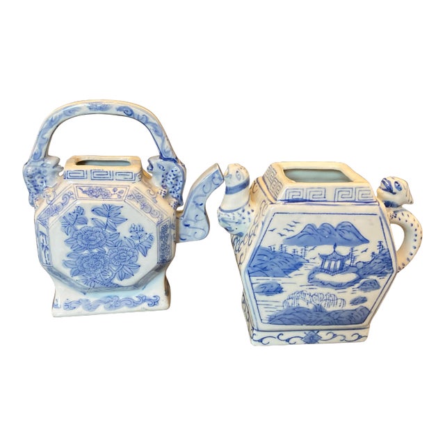 Vintage Chinoiserie Blue and White Porcelain Tea Pots - a Pair For Sale